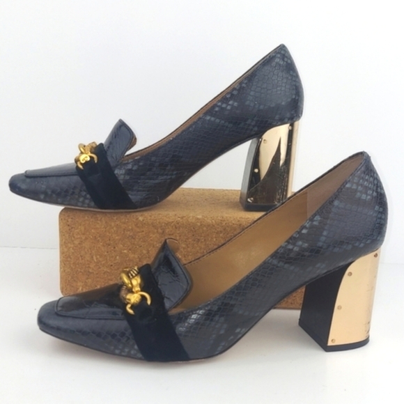 Tory Burch Black and Gold Chain Heels - Picture 12 of 16